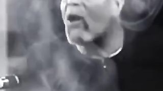 السعادة كلها في الفيديو ده
