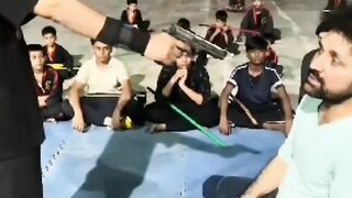 Weapons gun self defence