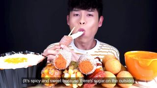 ASMR corn dog????#asmr #noodls #ramen #food #eating #delicious #relaxing #satisfying #satisfyingvideo