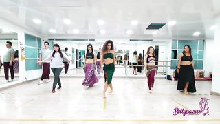 Bellydance classes with Laura Cadena