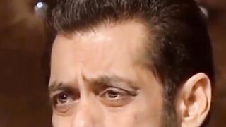Kiu kisi ko wafa ke badle wafa nahi milti