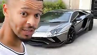 LAMBORGHINI_THAT_CHANGES_COLOUR_????????