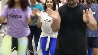 Dance to the song “Makhsamak”.
