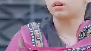 maiy ri Aina Asif