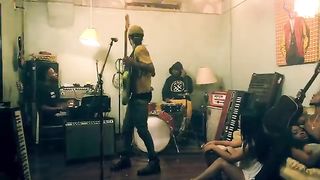 Rae_Sremmurd_-_Black_Beatles_ft._Gucci_Mane__Official_Video_(360p).