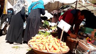الجوله الثالثه - حركه البيع والشراء في شارع السوق وسط الاسكندريه