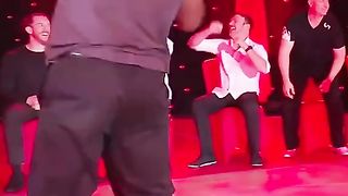 ЕДНО КРАСИВО ИЗПЪЛНЕНИЕ