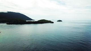 "Tropical Paradise: Discovering the Natural Beauty of Hawaii"