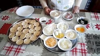 تارت بالجبنة والديك الرومي - Tart with cheese and turkey.