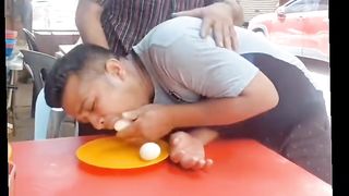 اين البيض يطر هههه