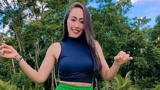 Relaxing enjoy dancing girls 7