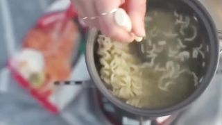 HOW NOODLES ARE MADE?