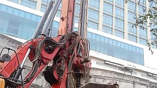 Proyek hotel platinum