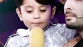 Masoom Bachay Ki Dil Dehla Denay Wali Taqreer #Short.