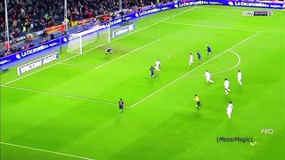 عندما يراوغ ميسي كامل اللاعبين ???? اهداف و مروغات ميسي ????