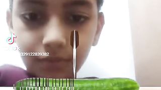 حد يعرف يعديني