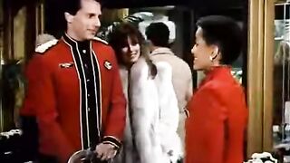 98 Hotel women in fur coat