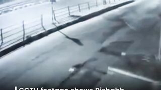 fire in rishabh pant car after accident #admitted #hospital #news #hindinewsvideo #hindinews