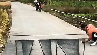 Satisfying-of-Painting-on-the-Road-_108.