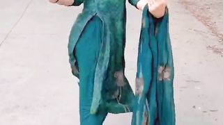 A status video