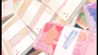 Money_less