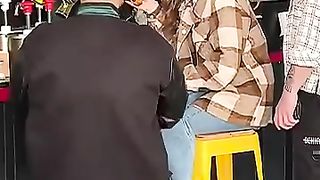 WILD_Broken_Chair_Prank!_????_#shorts(360p).