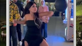 She punched like a killer ????...then act cute like a sweetheart ????