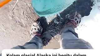 Kutub Utara Kolam Glasial Alaska