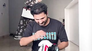 Biwi ne range hatho pakad liya ???? #ashortaday #sajidshahid #funny