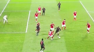 Musiala ????#fcb #fcbayern #kimmich #davies #fyp #bundesliga #pass #skills #wow #musiala #fy #football.