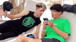 لما اخوك الصغير يضحك عليك وينزل البسين ????.