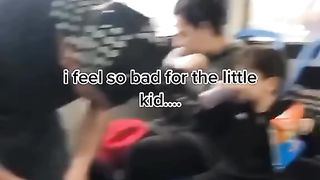 Feel so bad for kid #trending
