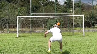 How animals will kick ????????