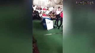 A collection of videos that will make you laugh nonstop, Part 2