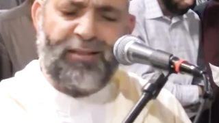 اليوم (تجزى)كل نفس بما (كسيت) لا ظلم اليوم