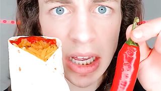 اغرب تحدي????????????????✨