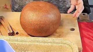 Do You Know This Brown Fruit? - Taiwanese Street Food - Brown Fruit Cutting