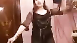 رقص منزلي مثير خاص في غرف نوم