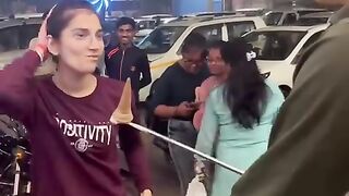 fuuny ice cream wala or Larki