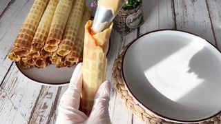 ЛЮБИМОЕ ЛАКОМСТВО ИЗ ДЕТСТВА! ВАФЕЛЬНЫЕ ТРУБОЧКИ СО СГУЩЕНКОЙ! Wafer rolls with