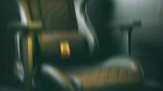 Gaming chair ????