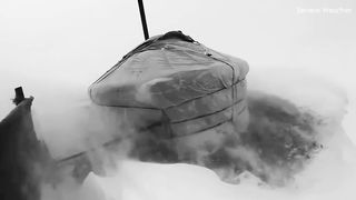 Streets Frozen and Buildings Collapsed in Mongolia! Snowstorm with Strong Winds Hit Mongolia