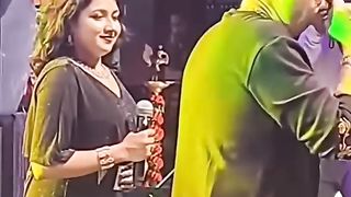Dil ki tanhai ko aawaz bana lete hai #youtubeshorts