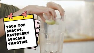 Your Top Snacks Low carb strawberry smoothie | Ingredients.