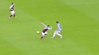 Javier Hernandez putting on a show! #shorts.