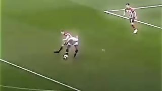Put the ball in the nett