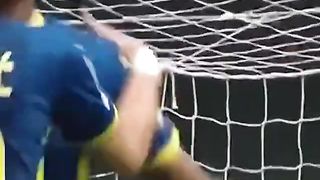 هدف صاروخي للميلان وآخر في شباكه.. أيهما أجمل؟.
