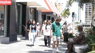 Cowboy_prank in Gold coast. super funny reactions. lelucon statue prank. luco patun