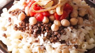 Mastering the art of Egyptian koshari a delicious journey through the land of the pyramids