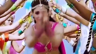 Tamana Bhatia Beautiful Dance (OMG)